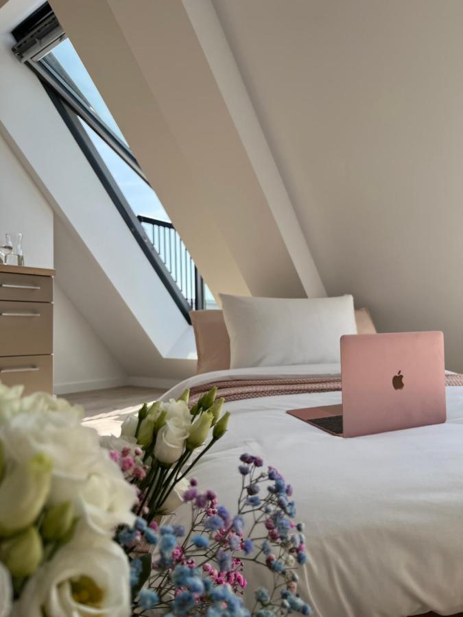 Apartamenty Bulwar Staromiejski Breslavia Exterior foto