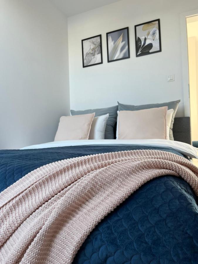 Apartamenty Bulwar Staromiejski Breslavia Exterior foto
